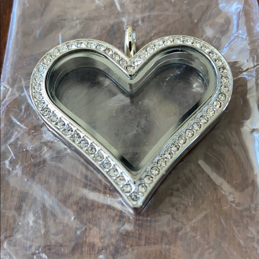 Origami owl silver heart locket with crystals